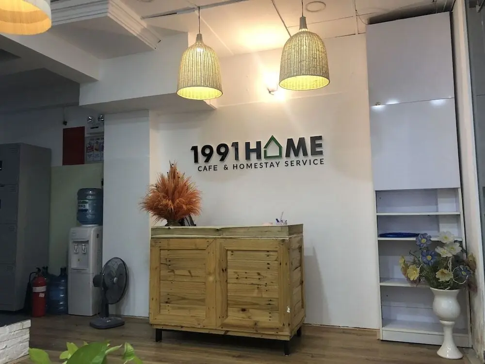 Хошимин: 1991 Home Sai Gon
