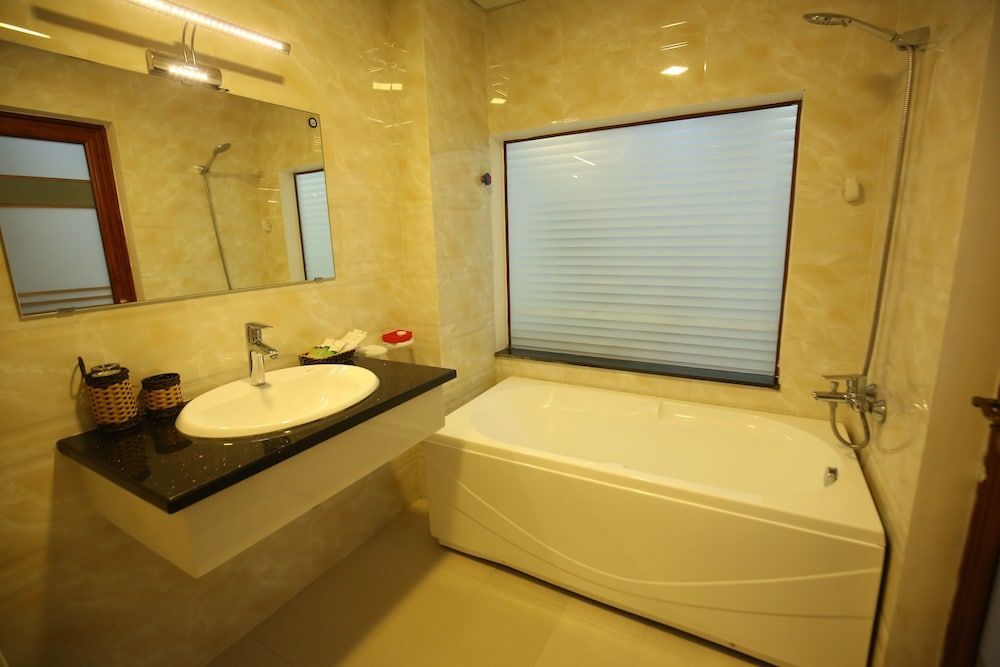 Хайфон: Blue Sea Luxury Hotel & Apartment