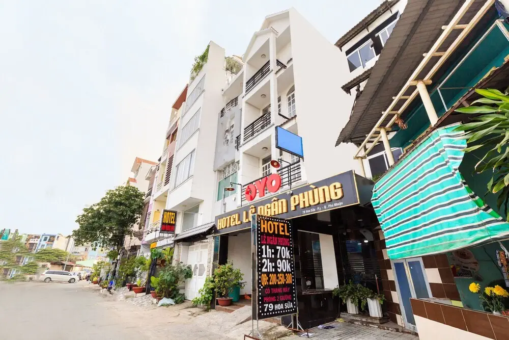 OYO 560 Le Ngan Phung Hotel — фото 1