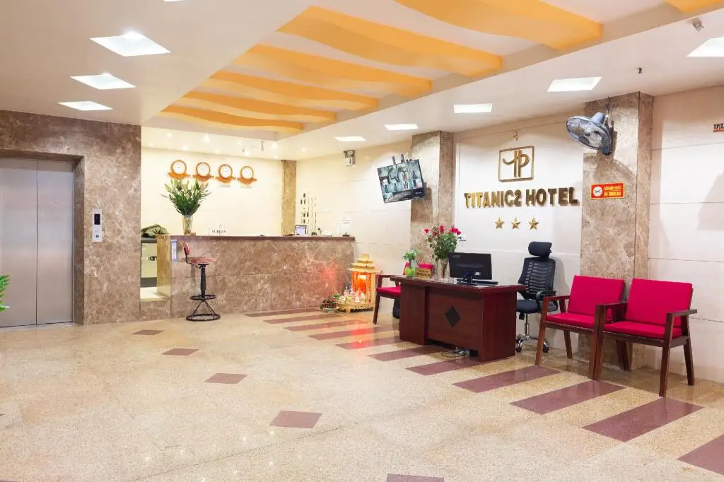 Ханой: Titanic 2 Hotel