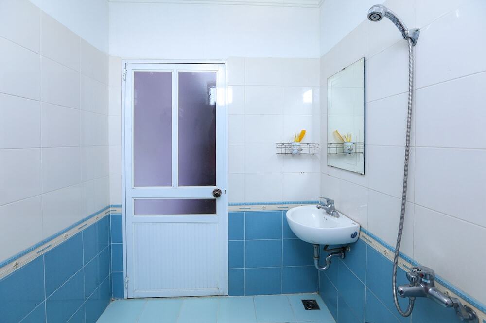 Дуонг-Лам: Oyo 593 Bach Duong