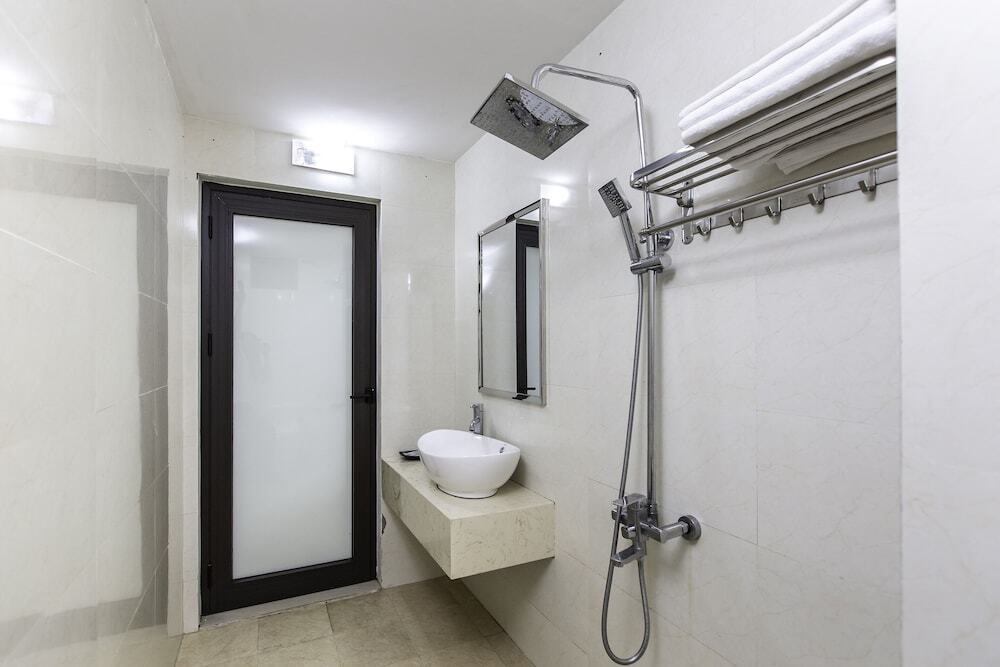 Халонг: Oyo 581 Dai Viet Hotel