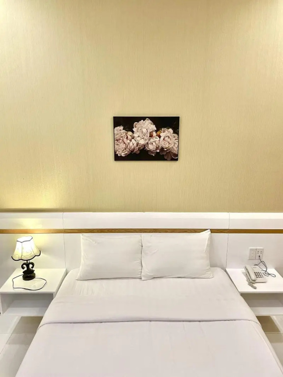 Консон: Maya Hotel
