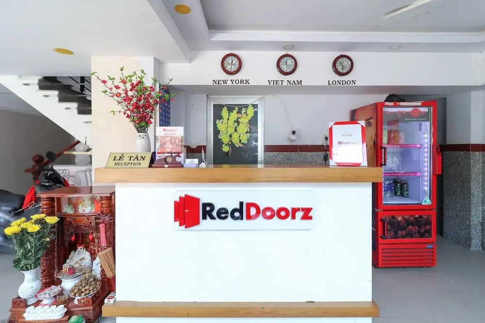 RedDoorz near Tran Nao Street — фото 1