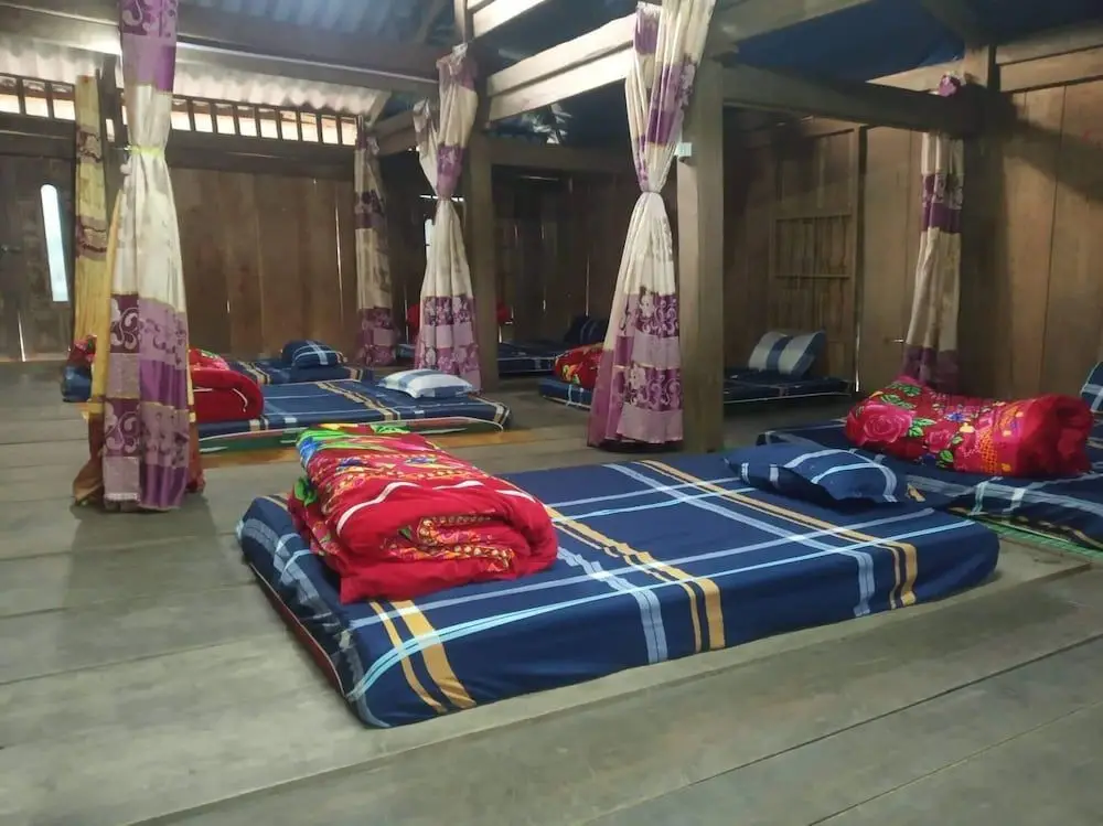 Хазянг: Du Gia Waterfall Hostel & Homestay