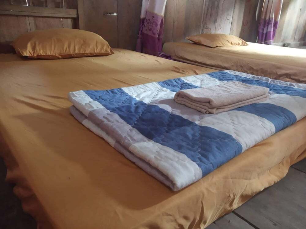 Хазянг: Du Gia Waterfall Hostel & Homestay