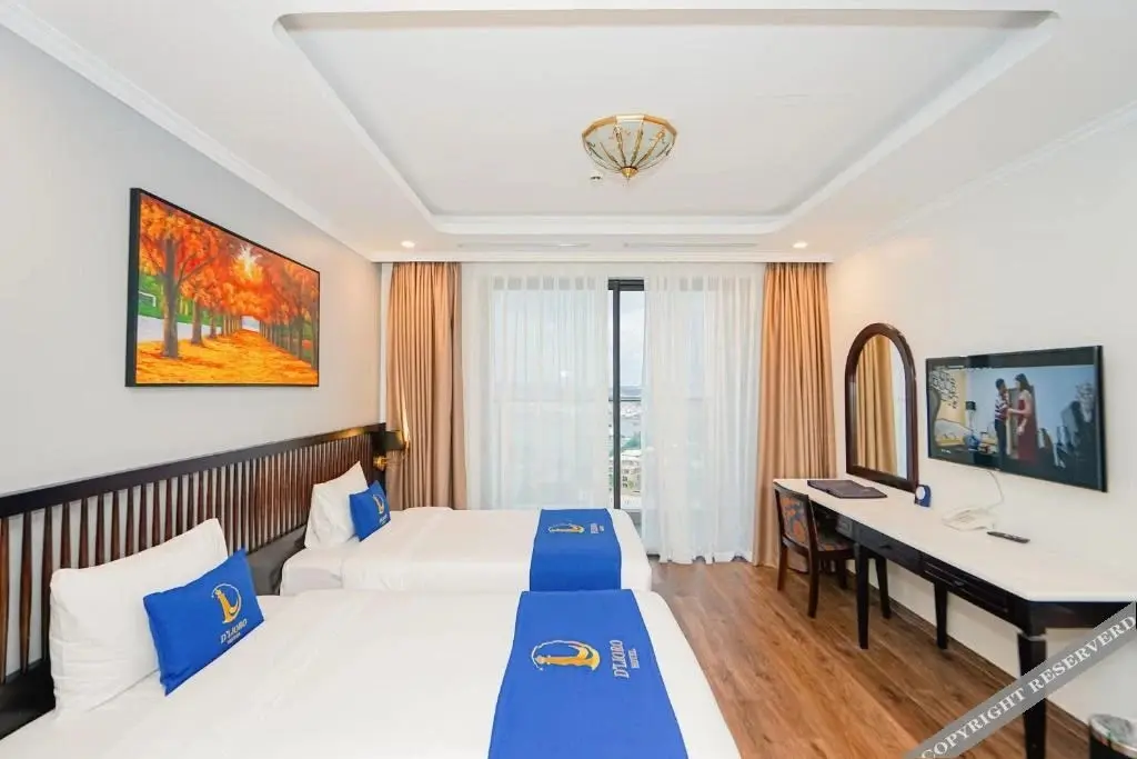 Халонг: D'Lioro Hotel & Resort
