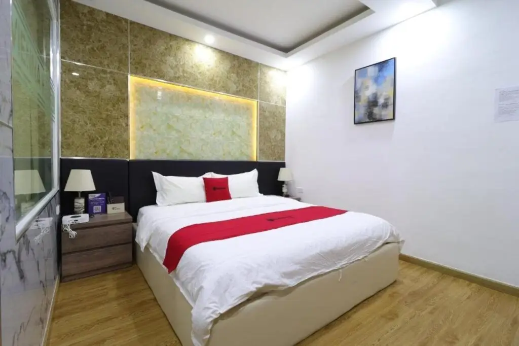 Хошимин: RedDoorz Plus Vienna Hotel