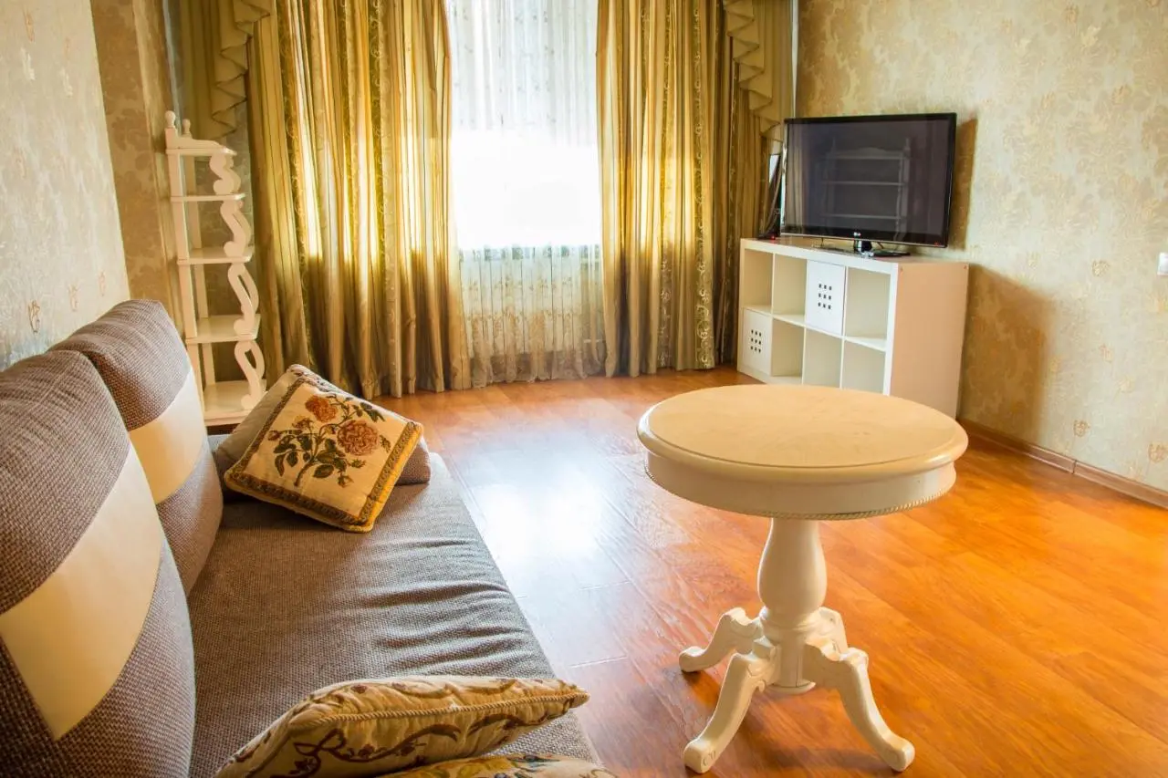 Калининград: Apartments on Leninsky Prospekt 67