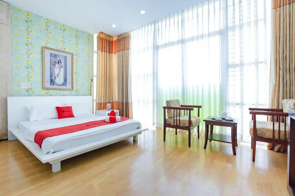 RedDoorz Plus @ Nguyen Thi Thap Street — фото 1