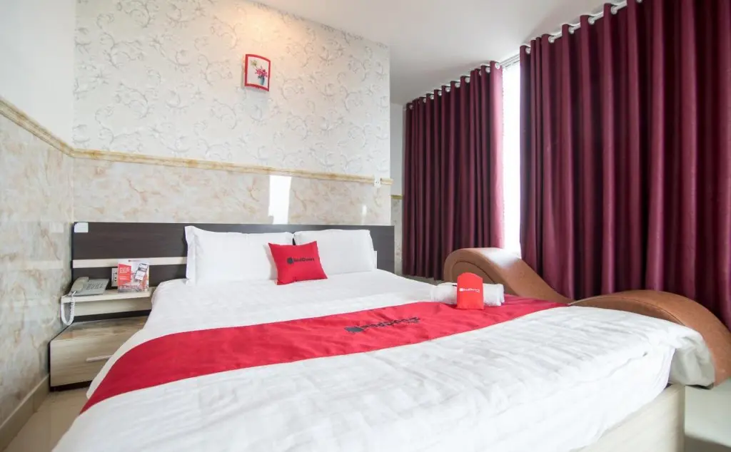 Хошимин: Reddoorz Plus Near Mien Tay Bus Station 2