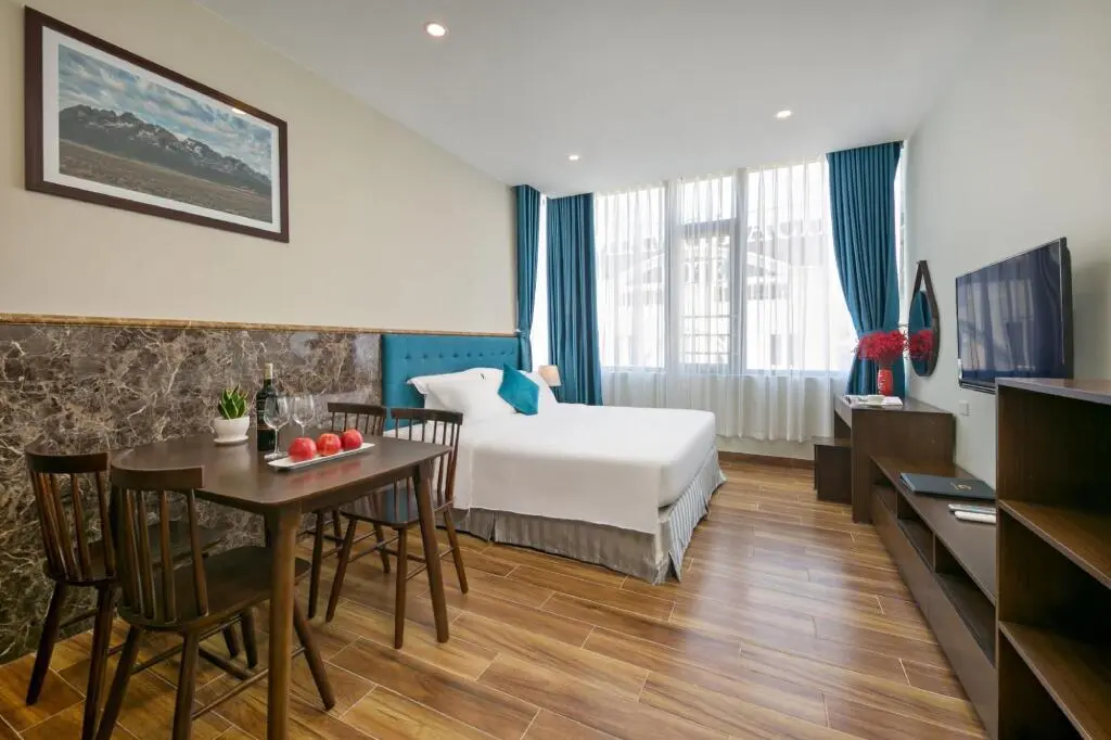 Дананг: Celina Hotel & Apartment