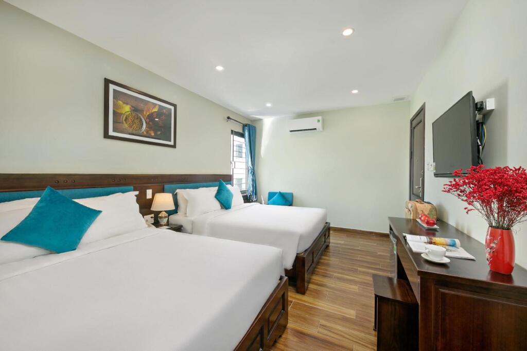 Дананг: Celina Hotel & Apartment
