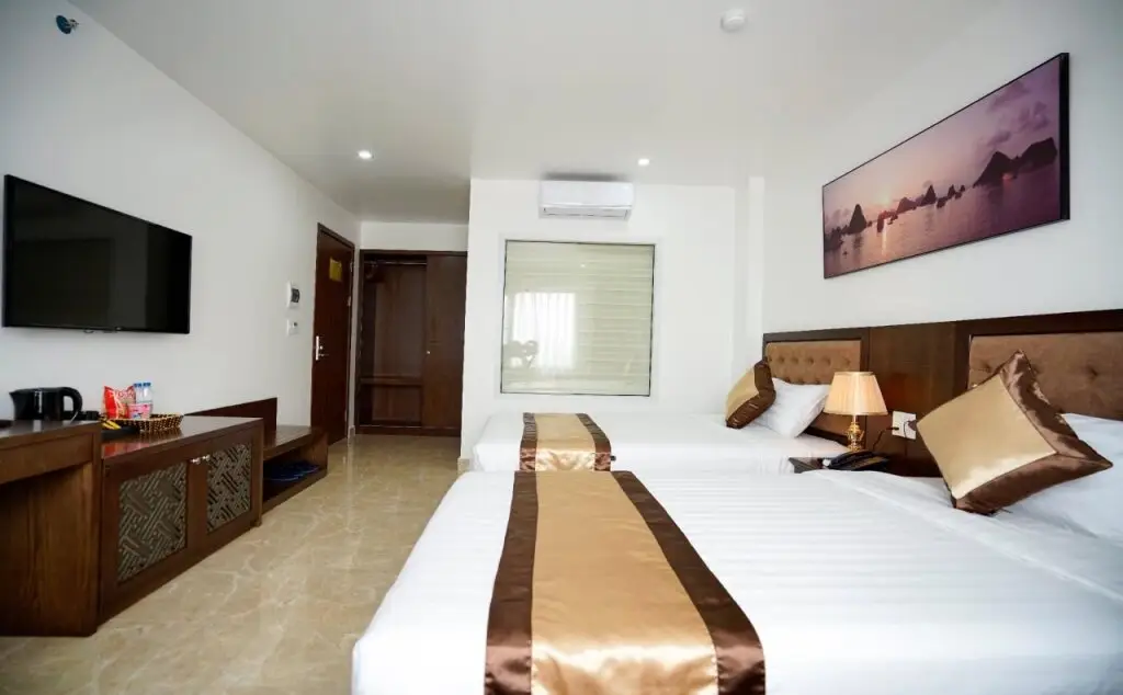 Халонг: Halong Centrica Hotel
