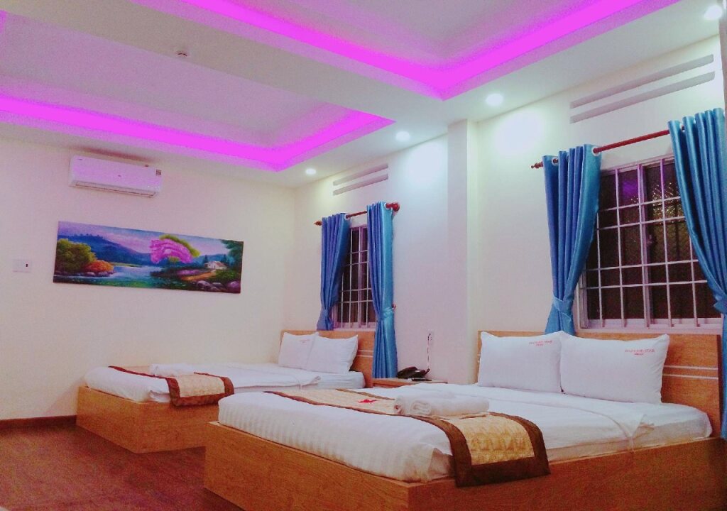 Diamond Star Hotel — фото 1