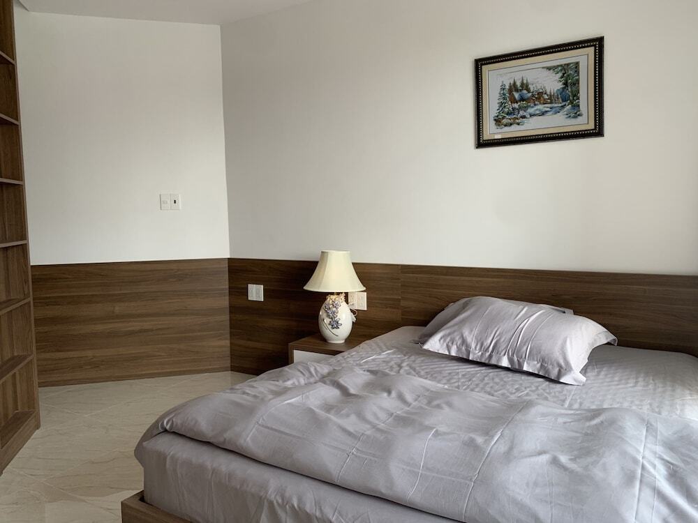 Хошимин: La Rosa Apartment