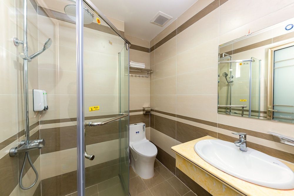 Халонг: OYO 1080 Anh Thu 96 Hotel