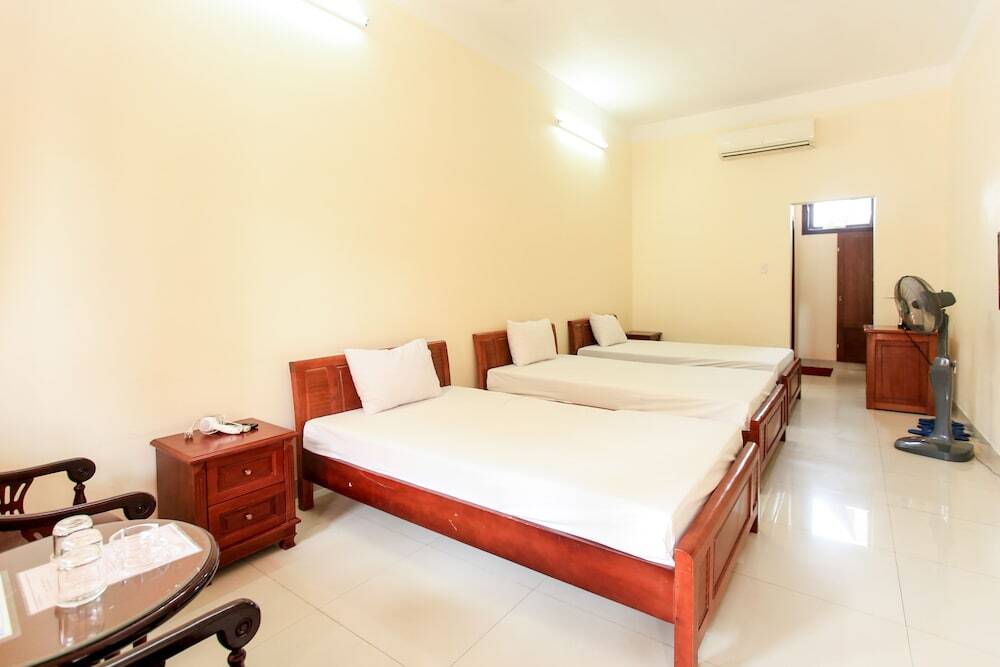 Дананг: Oyo 810 My Khe Hotel
