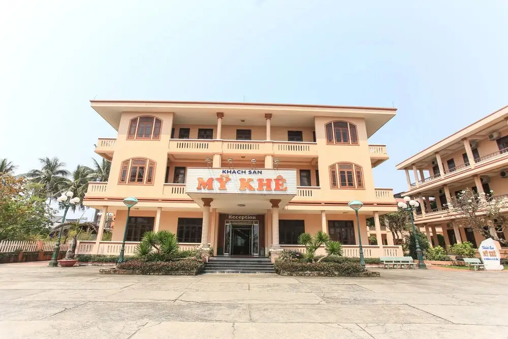 Дананг: Oyo 810 My Khe Hotel