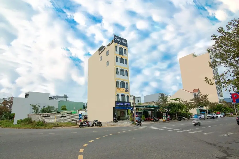 Дананг: Spot On 855 Lucky Hotel