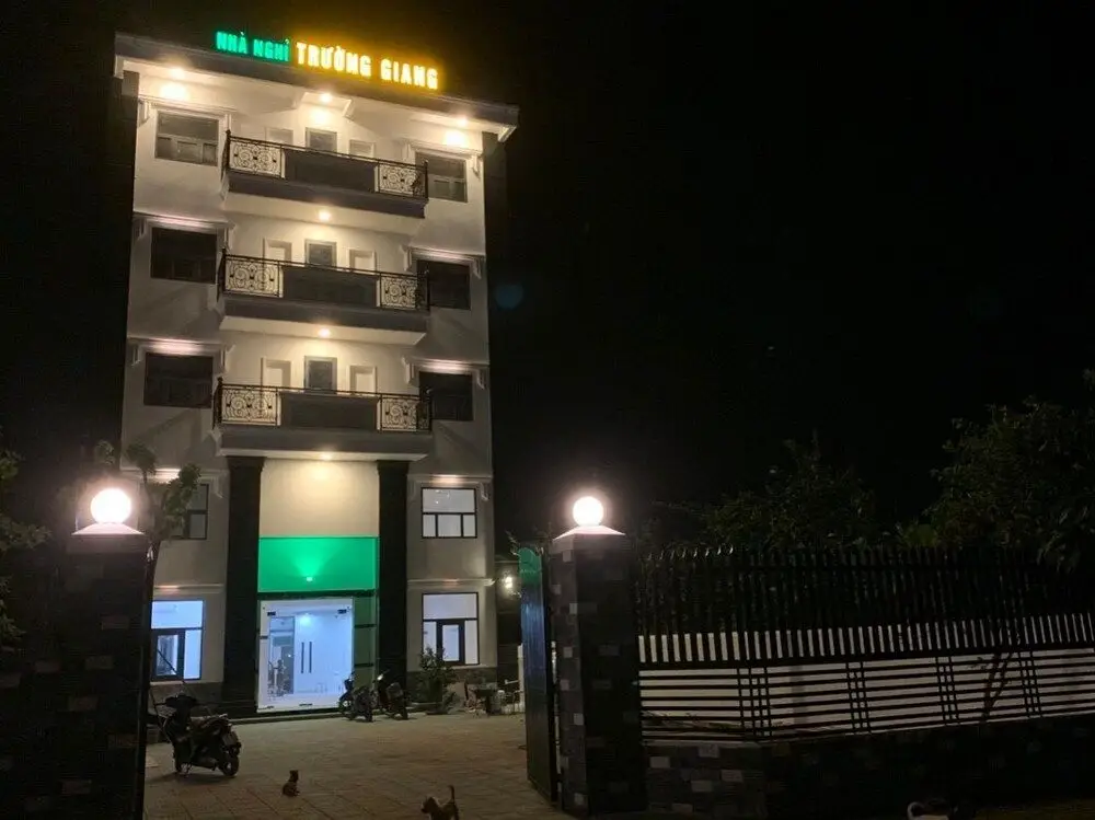 Oyo 955 Truong Giang Hotel — фото 1