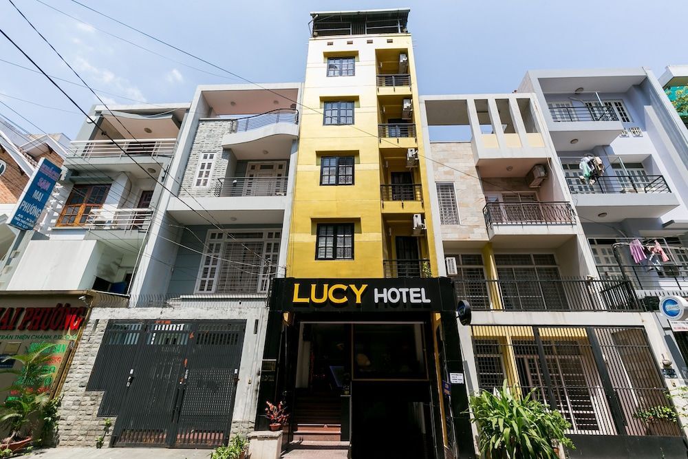 Oyo 986 Lucy Hotel — фото 1