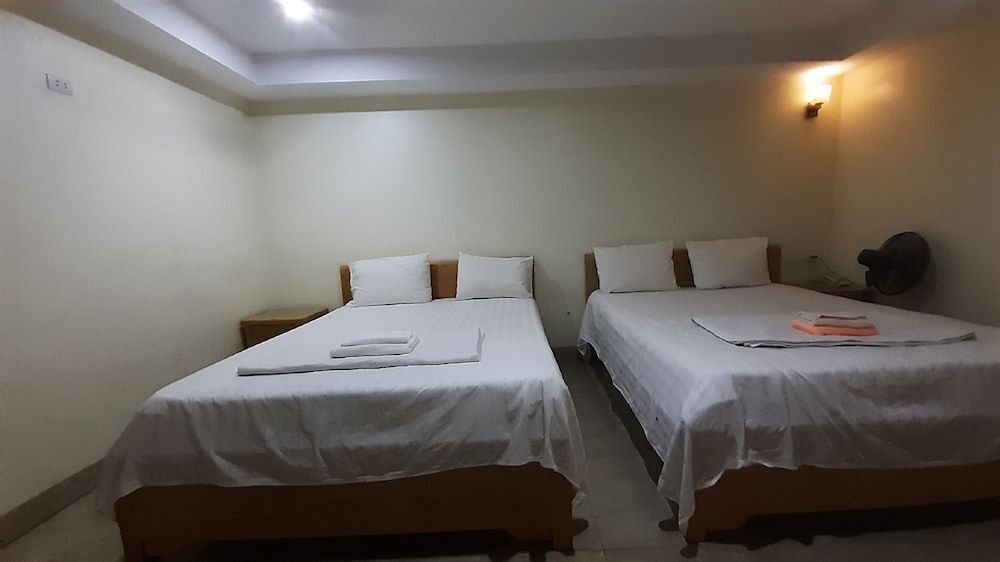 Ханой: Oyo 1000 Az Hotel