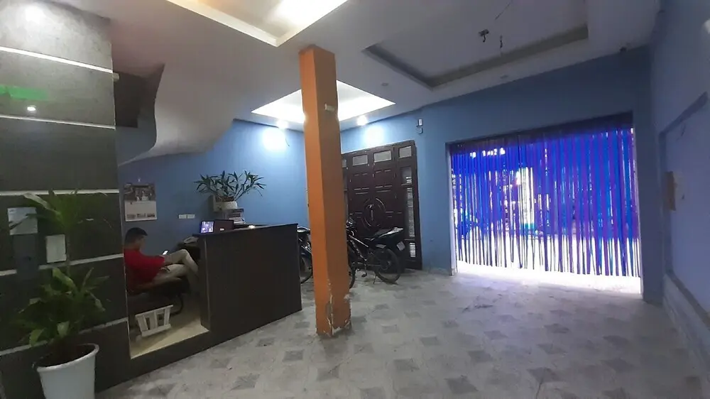 Ханой: Oyo 1000 Az Hotel