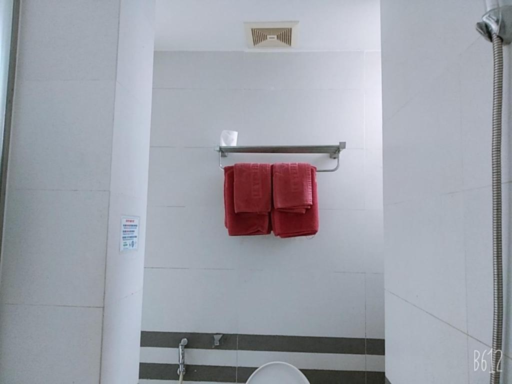 Ханой: OYO 1031 Le Yen Hotel near Thien Duc Hospital