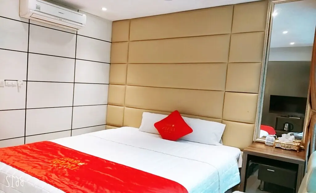 Ханой: OYO 1031 Le Yen Hotel near Thien Duc Hospital