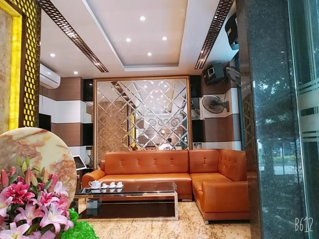 Ханой: OYO 1031 Le Yen Hotel near Thien Duc Hospital