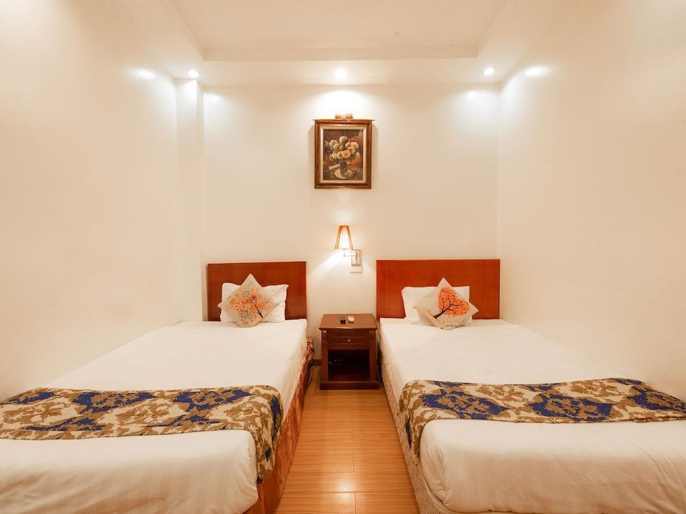 Ханой: OYO 1114 Lucky Hotel