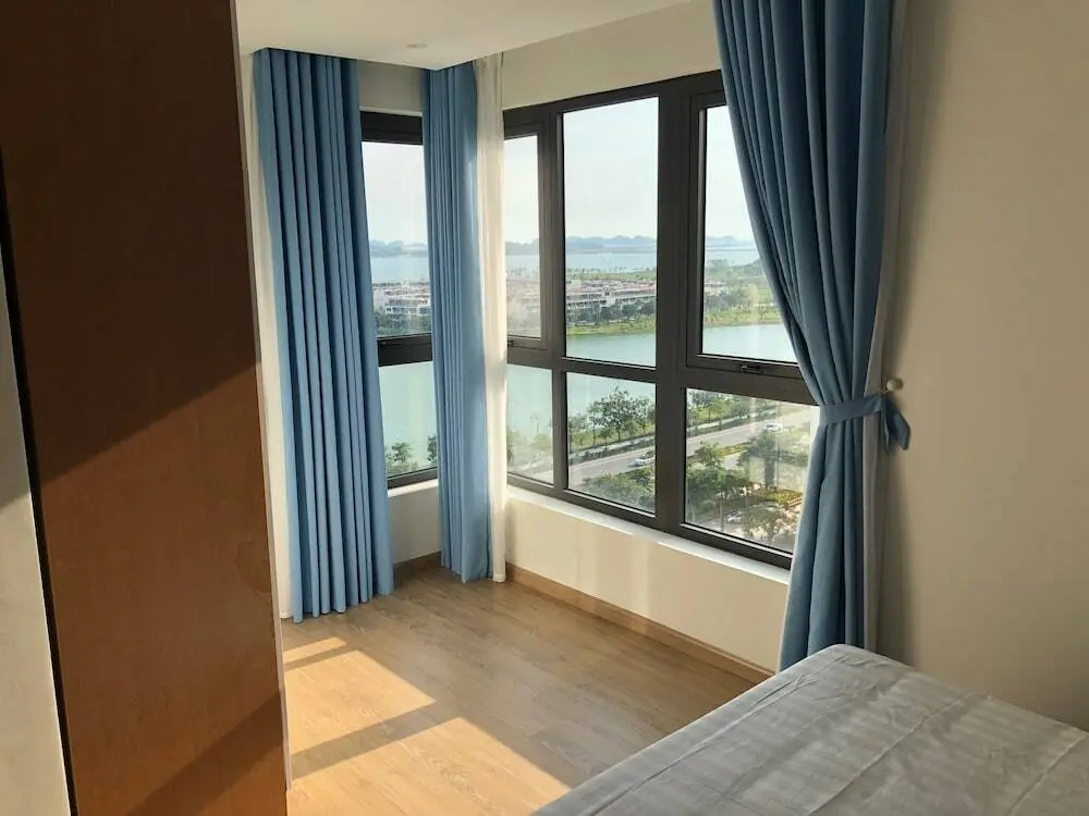 Халонг: Halong Bayview 3br Apartment - 010