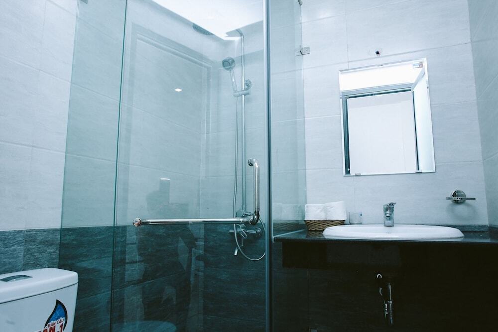 Дананг: Cozy 2 bedrooms apartment near Dragon Bridge