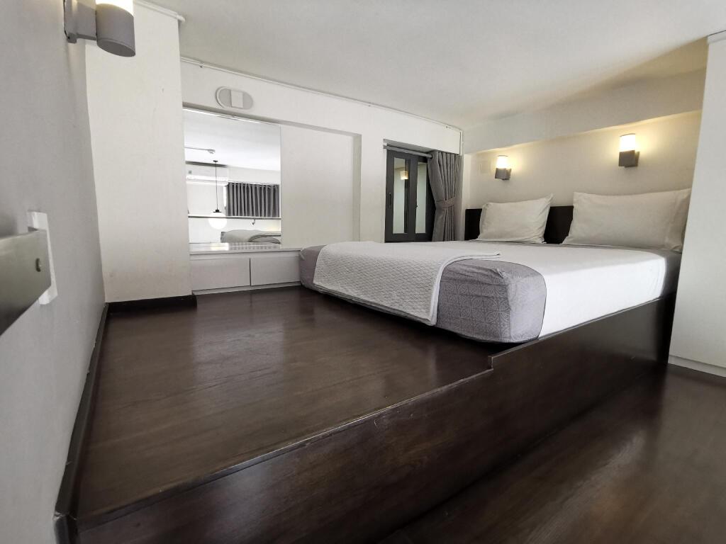 Хошимин: Sunshine Lofts with balcony 5 min to Bui Vien