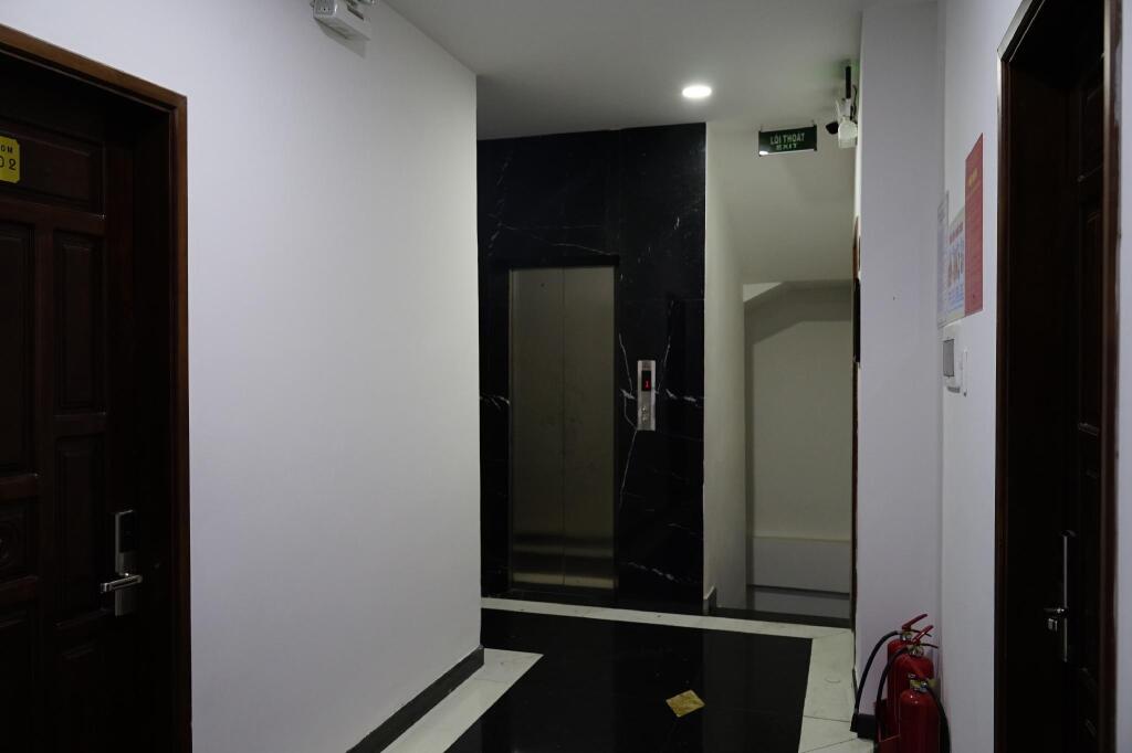 Куинён: HongKong1 Hotel