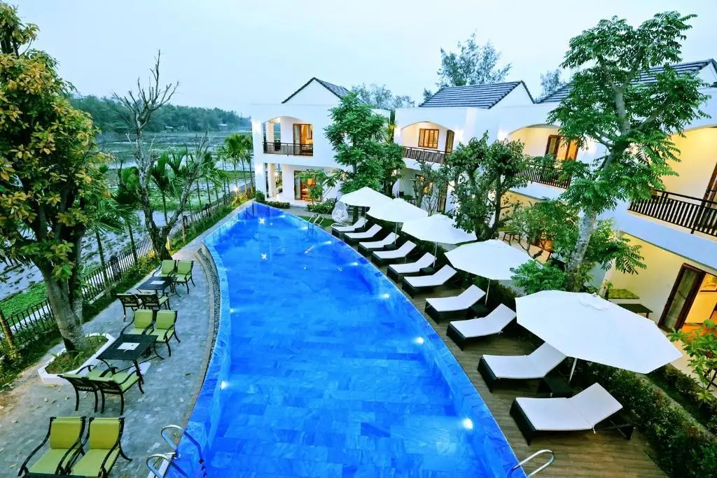 Хойан: Azumi 03 Bedroom First Floor Apartment Hoian