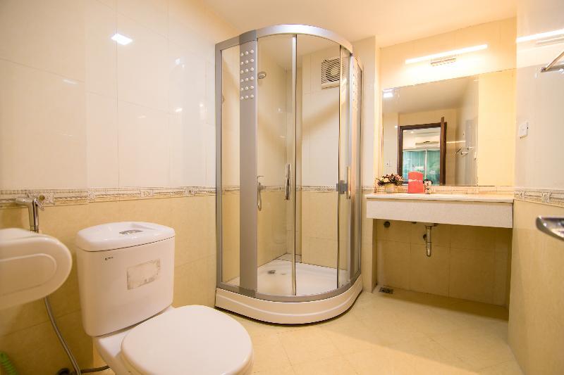 Ханой: RedDoorz Plus near Benh Vien 108