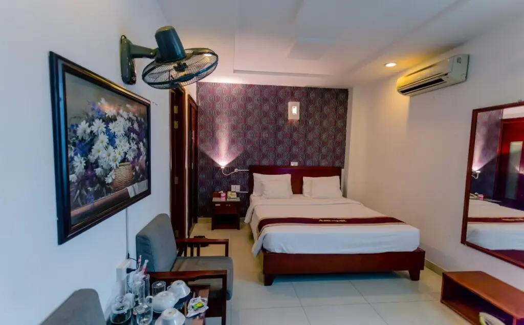 Хошимин: A25 Hotel 14 Luong Huu Khanh
