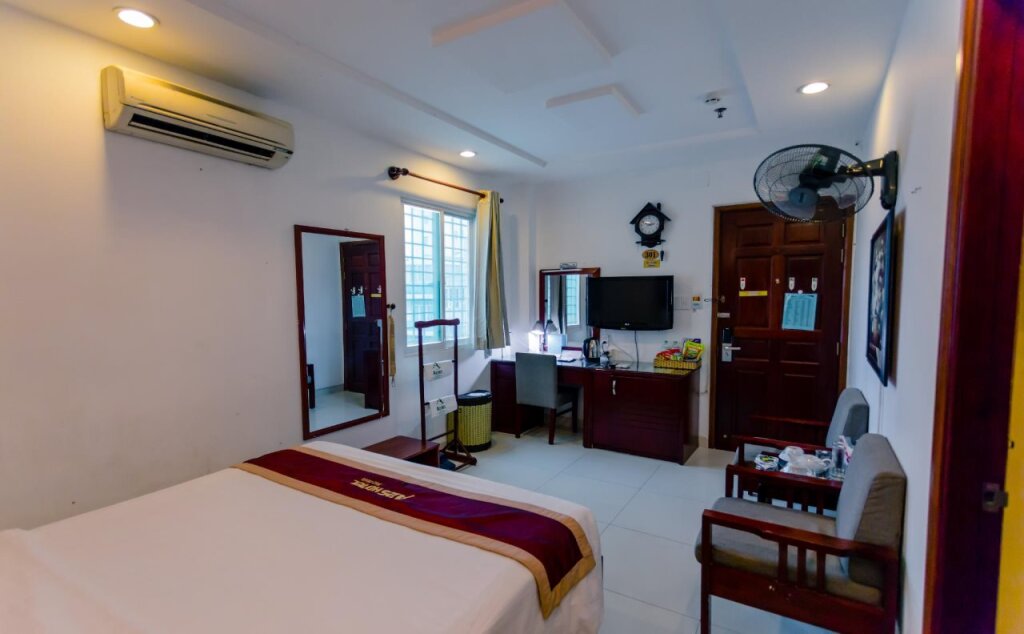 A25 Hotel 14 Luong Huu Khanh — фото 1