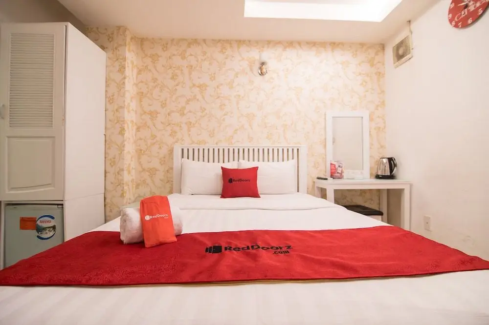 Хошимин: RedDoorz Plus @ Ben Thanh Market 4
