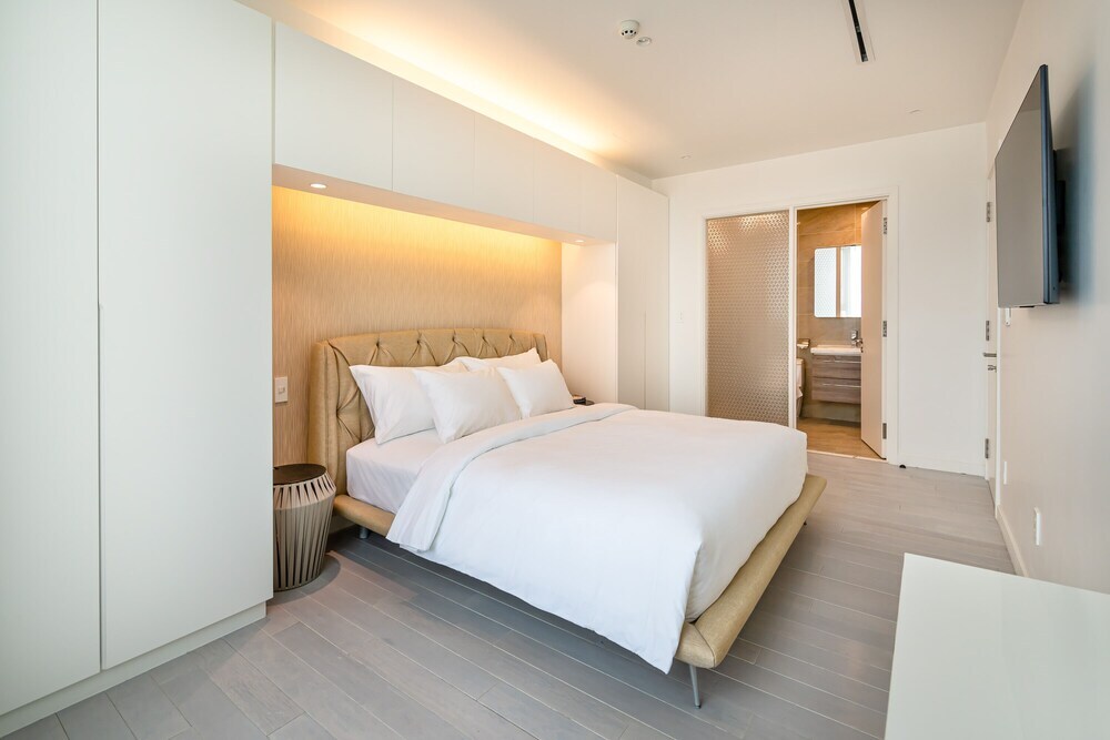 Saigon Finest - IDG Suites Collection - 19E — фото 1