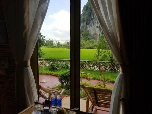 Хоа Лу: Tam Coc Horizon Bungalow
