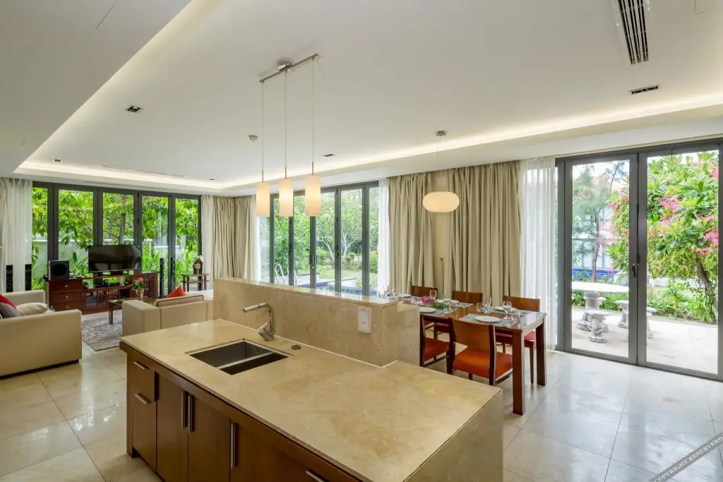 Дананг: Ocean Beach Villas Da Nang 3 bedroom Garden View