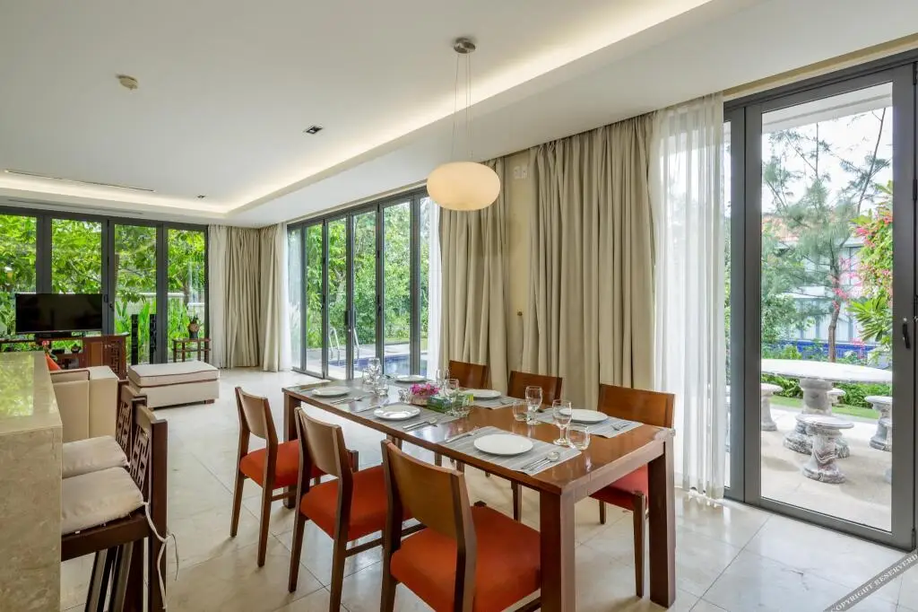 Дананг: Ocean Beach Villas Da Nang 3 bedroom Garden View