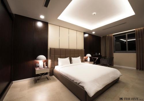 Дананг: The Five 5br Villa Da Nang