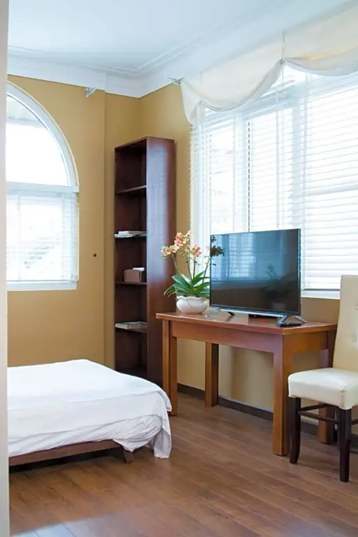 Далат: Anada Hotel Suites