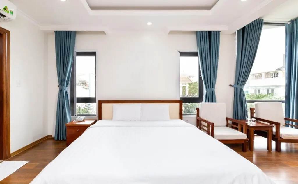 Хошимин: Sunny Hotel and Apartment