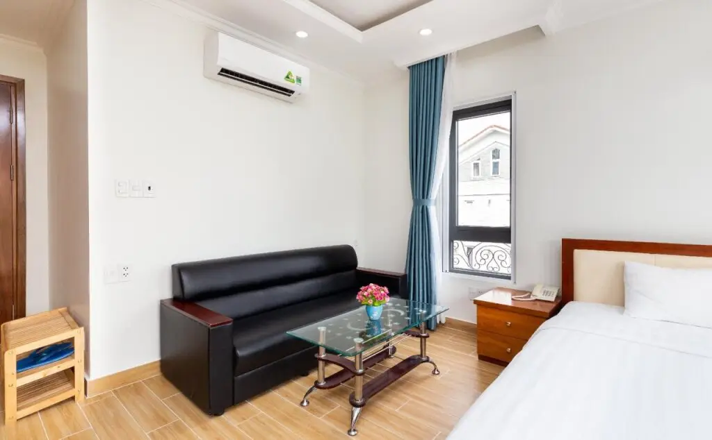 Хошимин: Sunny Hotel and Apartment