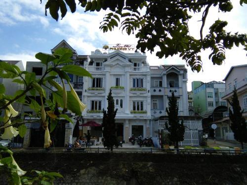 Далат: Phuong Vy Luxury Hotel
